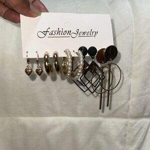 Elegant Gold and Pearl Earring Set